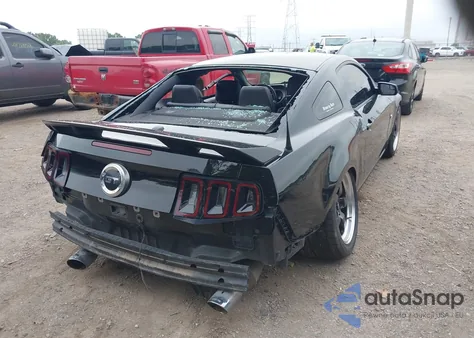 2012 Ford Mustang Gt Premium z USA, uszkodzony, nr VIN 1ZVBP8CF4C5265401